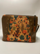 Load image into Gallery viewer, Southwest style leather purse
